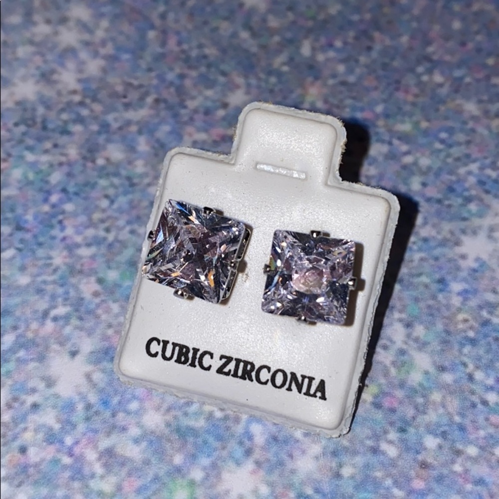 Fashion earrings